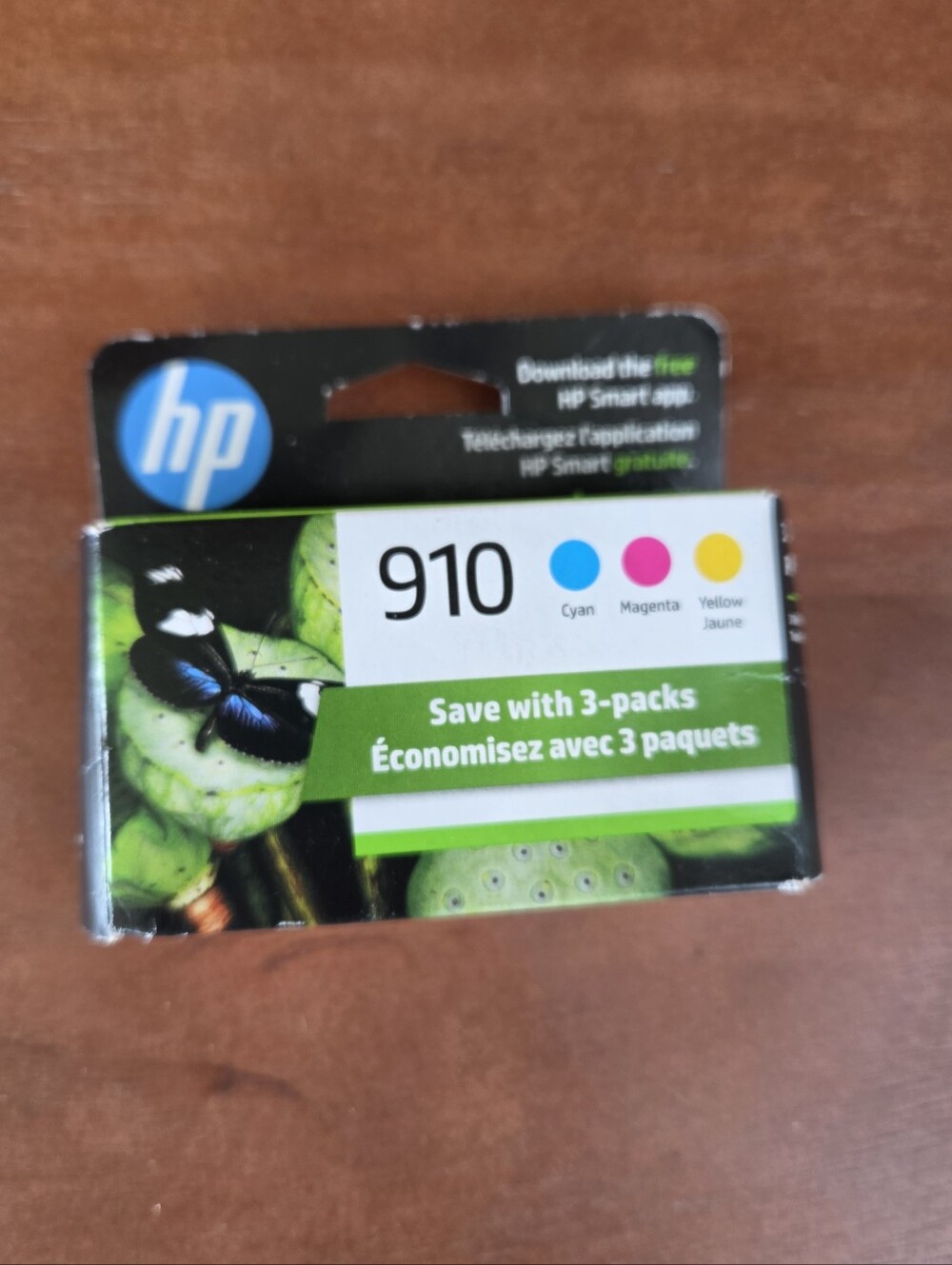 HP 910 Multi color Ink French New in Box Sealed Exp Mar 2027